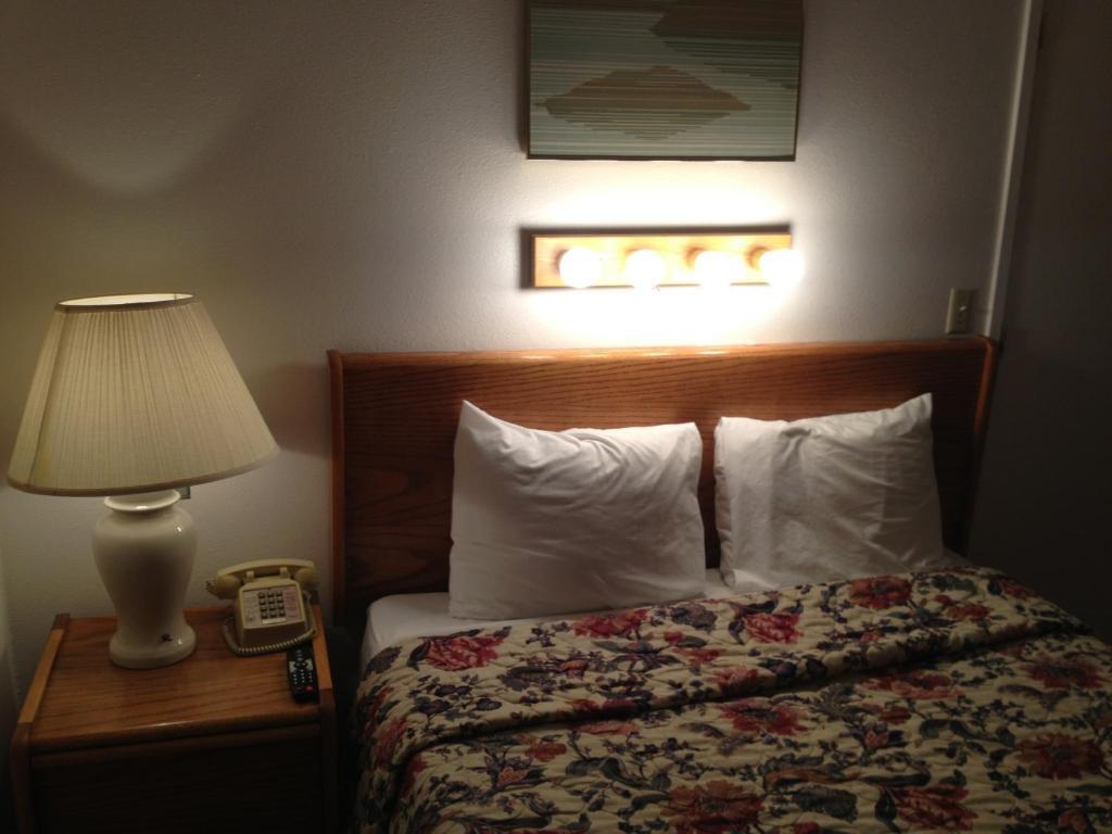 Cozy Cove Beachfront Resort Inn Lincoln City Rum bild